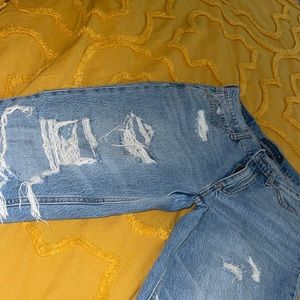 Ribbed mom jean’s